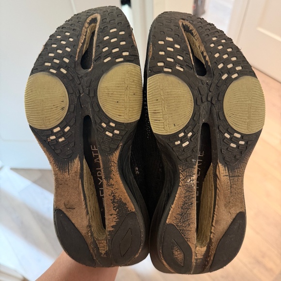 Nike Alphafly 3 Premium – Size 10.5M / 12W – Black/Olive Aura – Excellent Condit - Picture 11 of 11